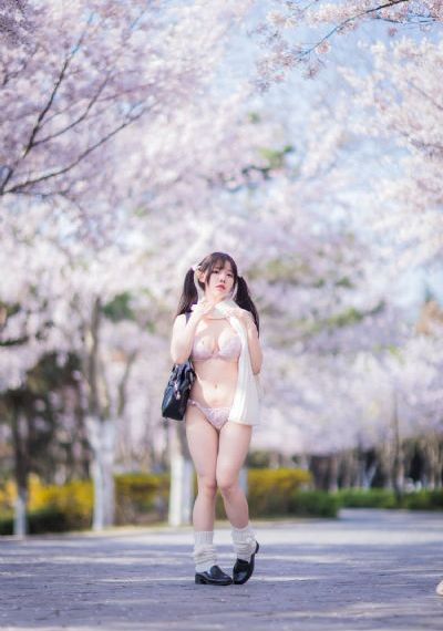白昼美人电影_BD英语手机在线看